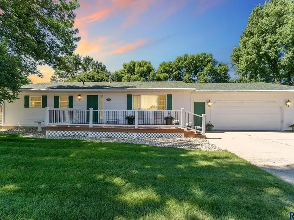 141 N Carla Ave, Tea, SD 57064