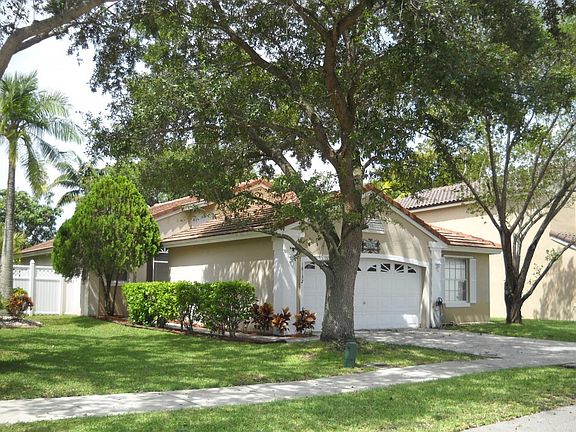 3rd image of 18132 NW 19th St