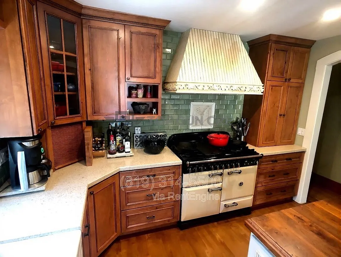 3 bed, 2.0 bath, 1600 sqft, $4,695 — Photo 4