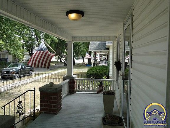 4th image of 421 NE Scotland Ave