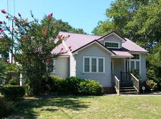 3838 Live Oak St, Columbia, SC 29205