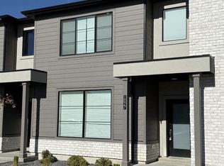 1027 E 200th St N, Springville, UT 84663