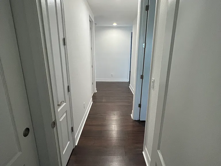 10411 Belfry Cir — Photo 14