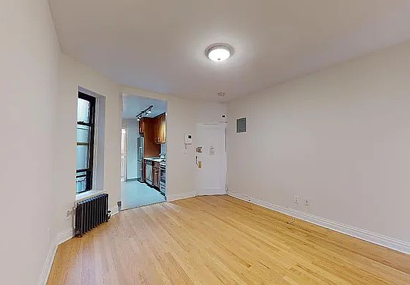 2nd image of 217 E 84th St APT 1A
