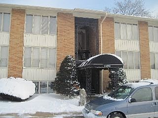 1104 169th St - Small 6 Unit Building