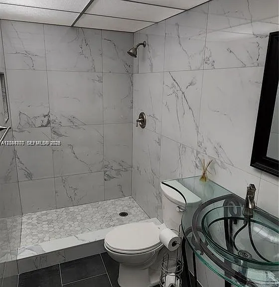 931 NE 199th St #20222 — Photo 16
