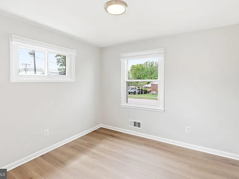 9005 Perring Park Rd — Photo 11