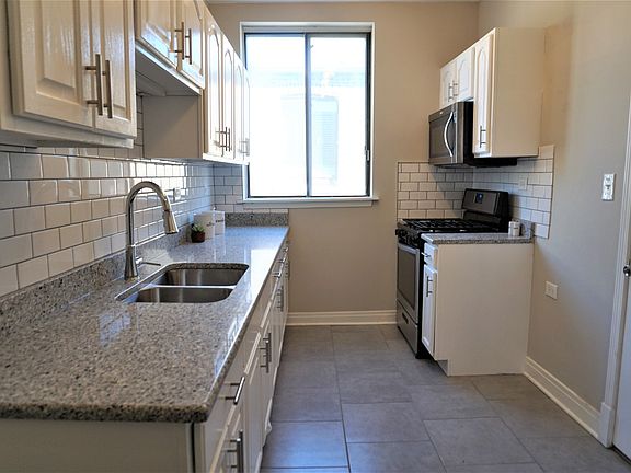 4th image of 924 W Sunnyside Ave #3C