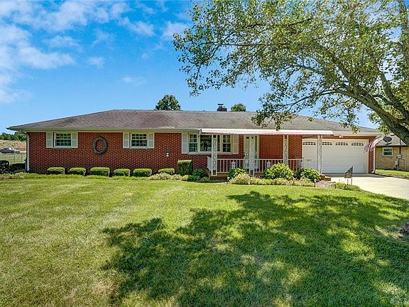 2nd image of 121 Green Vista Dr