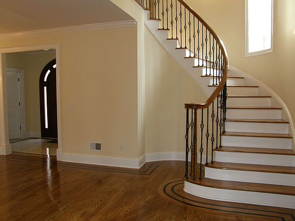 5th image of 180 Forest Way