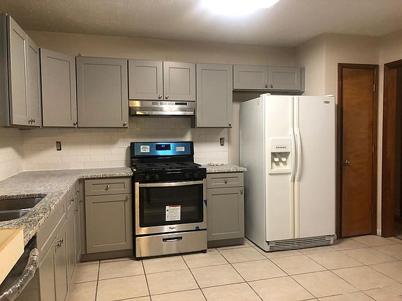 4th image of 1139 Park Forest Dr