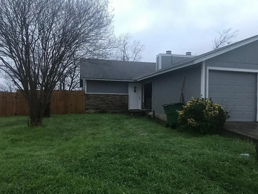 2 bed, 1125 sqft, $1,395 — Photo 3