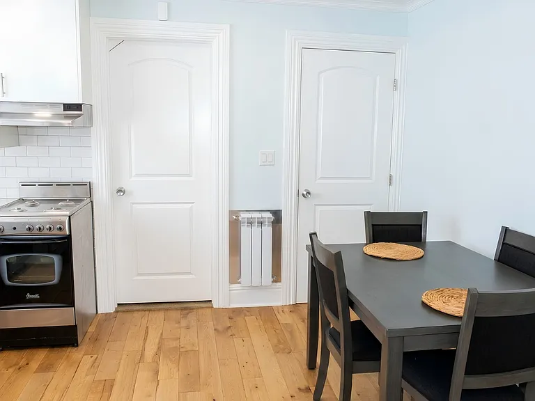 499 Victor St #2 — Photo 12