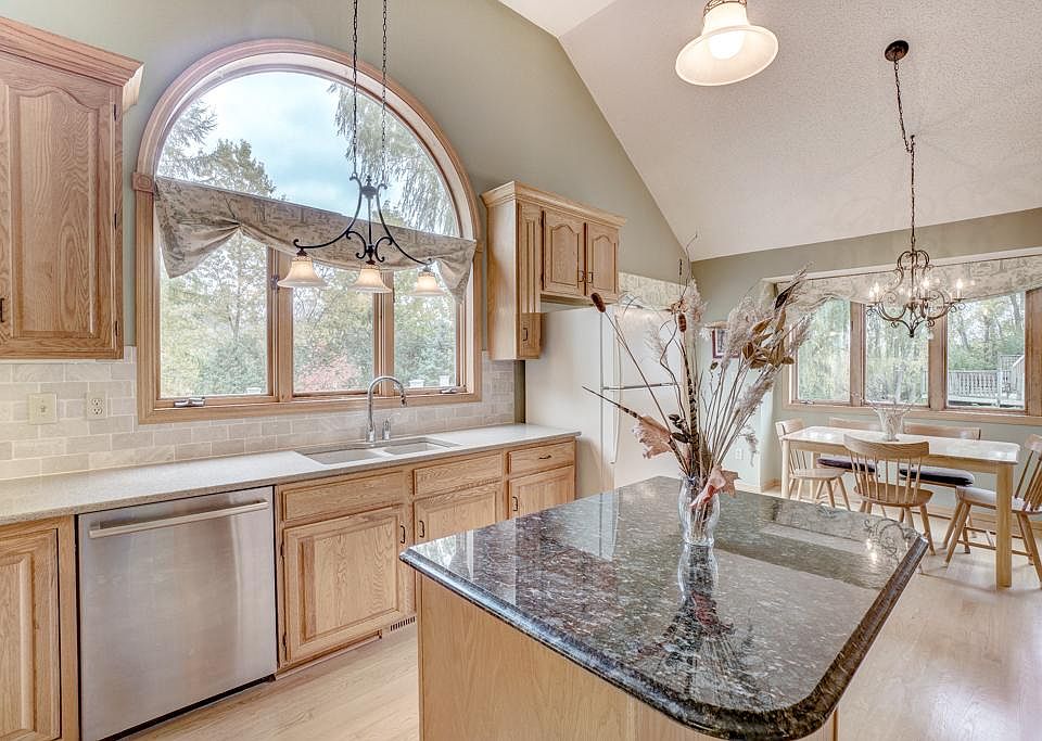 1st image of 3220 Orchard Ct