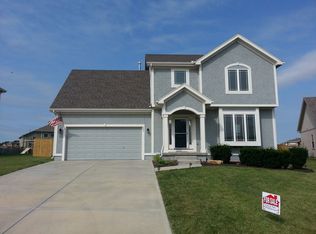 284 N Pecan St, Gardner, KS 66030