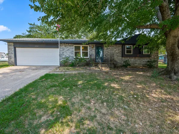 621 Hickory Dr, Cleveland, OK 74020