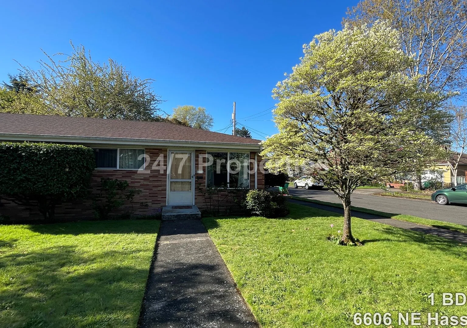 Practical 1 BD | 1 BA - North Tabor — Photo 2