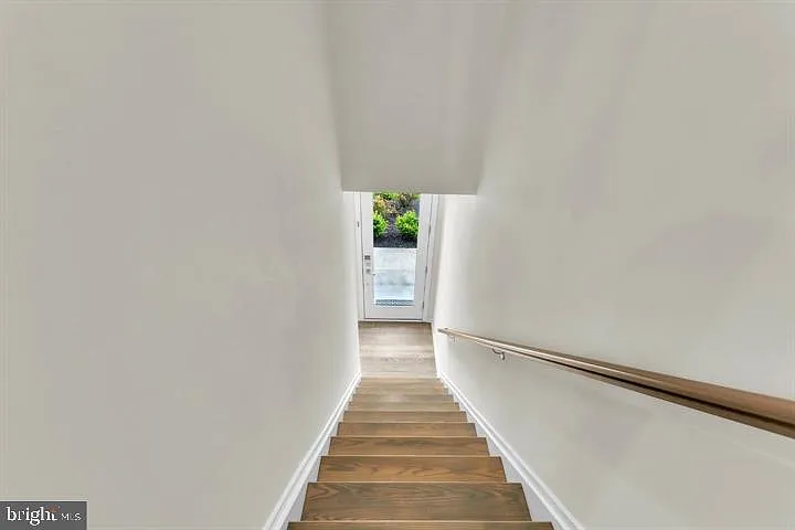 23575 Hopewell Manor Ter — Photo 35