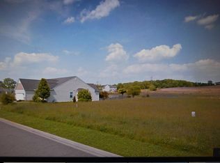 1750 Declaration Dr W, Lancaster, OH 43130
