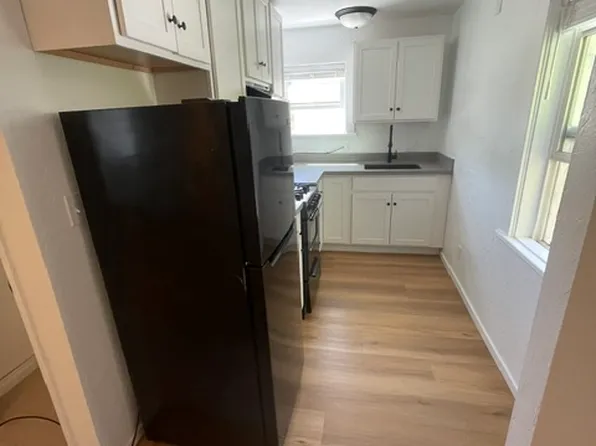 108 Sycamore St, Santa Cruz, CA