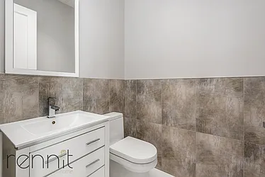 Rented by Rennit Inc.