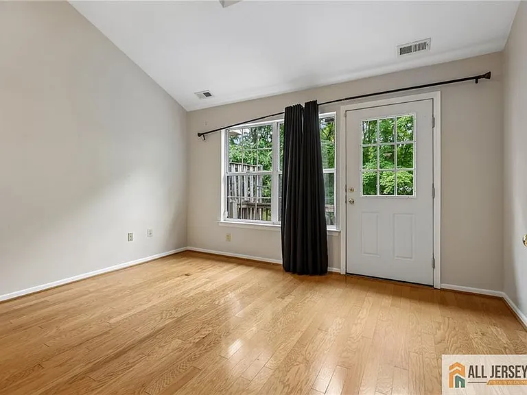 624 Brickhouse Rd — Photo 20