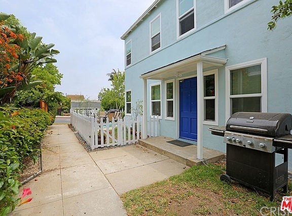 2nd image of 1107 Ocean Park Blvd APT D