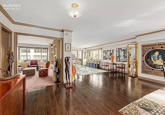 2nd image of 40 E 80th St #1011B