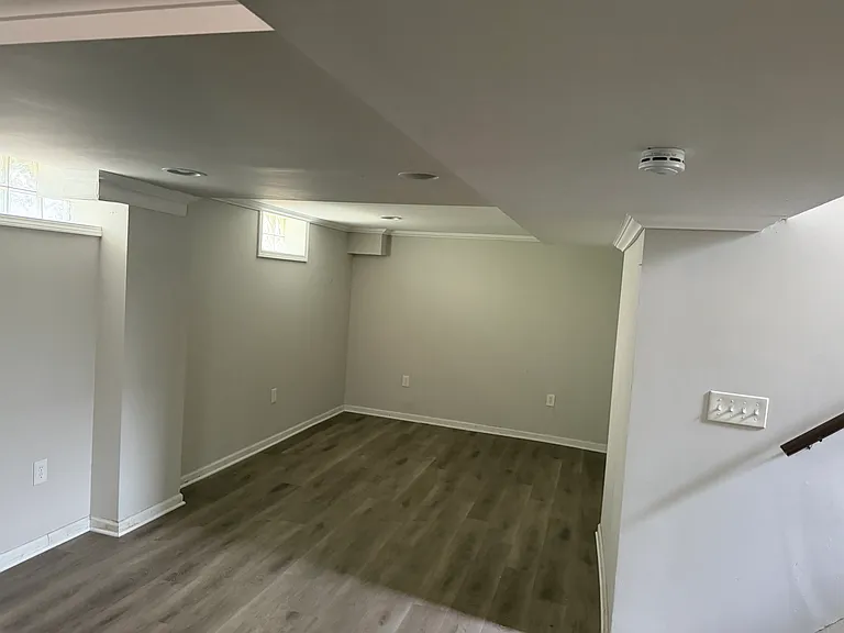 24800 Oxford St — Photo 3