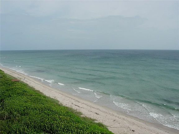 3rd image of 7420 S Ocean Dr APT 814