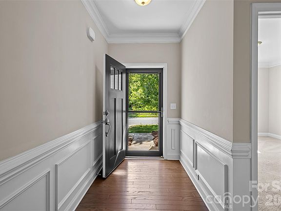 5th image of 2449 Seagull Dr