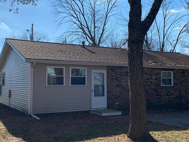 1603 Queens Way #A — Photo 13