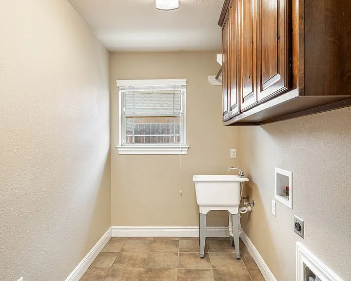1326 Briar Cliff Path — Photo 16