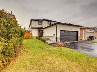 3035 Saracen Ct, Mississauga, ON L5N3G9