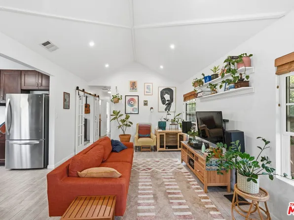 3830 W 59th St, Los Angeles, CA 90043