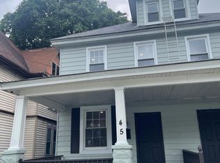 45 Chestnut St, Salem, NJ 08079