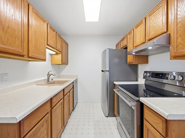 998 W Beaver Creek Blvd