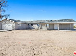 48486 Bobcat Ln, Newberry Springs, CA 92365