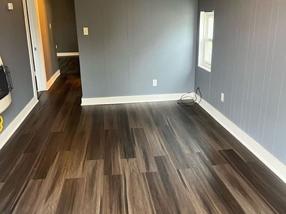 2nd image of 1813 Beaver St #1022