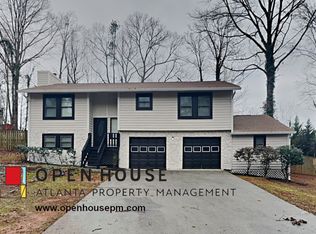 5056 Camden Ct, Lilburn, GA