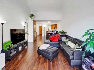 11930 Avon Way APT 206, Los Angeles, CA, 90066