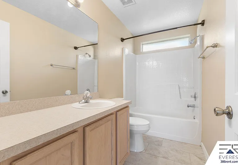 57 Pin Oak Dr — Photo 24