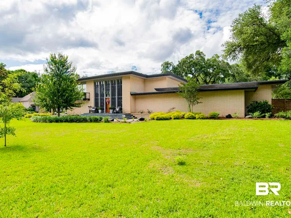 809 Bernard Cir, Mobile, AL 36693