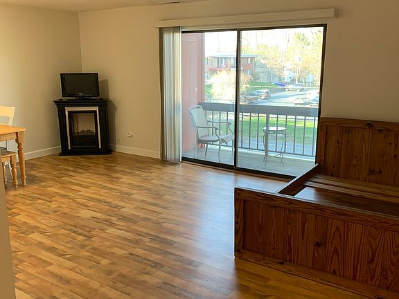 4th image of 170 Highland St APT 301