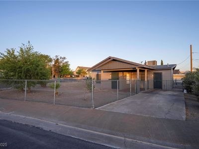 211 Kansas Ave, Henderson, NV, 89015