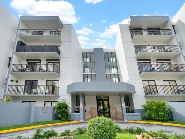 1820 W 53rd St APT 201, Hialeah, FL 33012