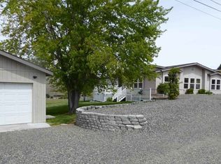 668 Brathovde Rd, Selah, WA 98942