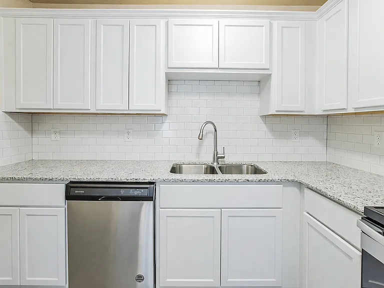 2307 Duntov Dr #B — Photo 5