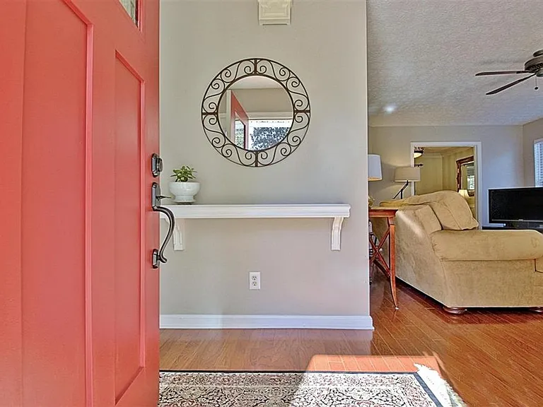 212 Brighton Path — Photo 4