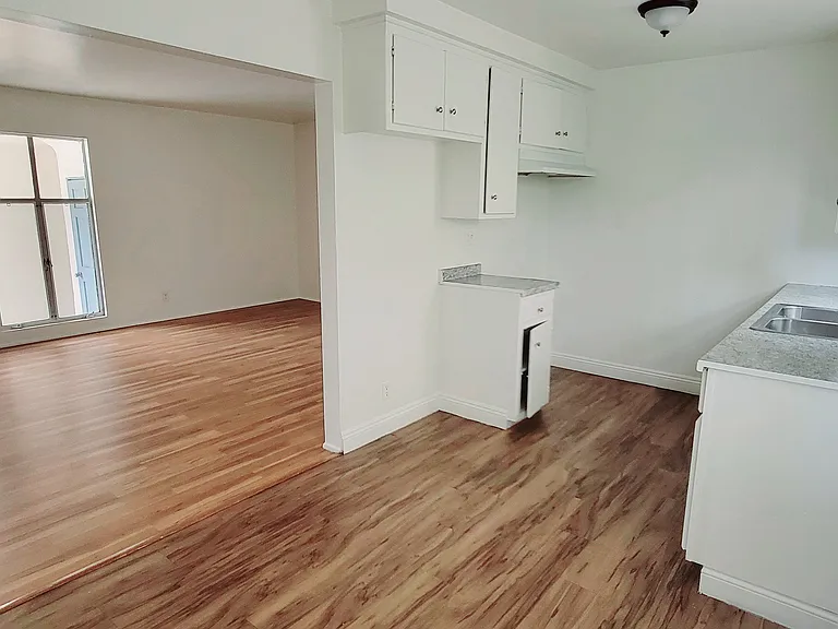 Kitchen/ living room